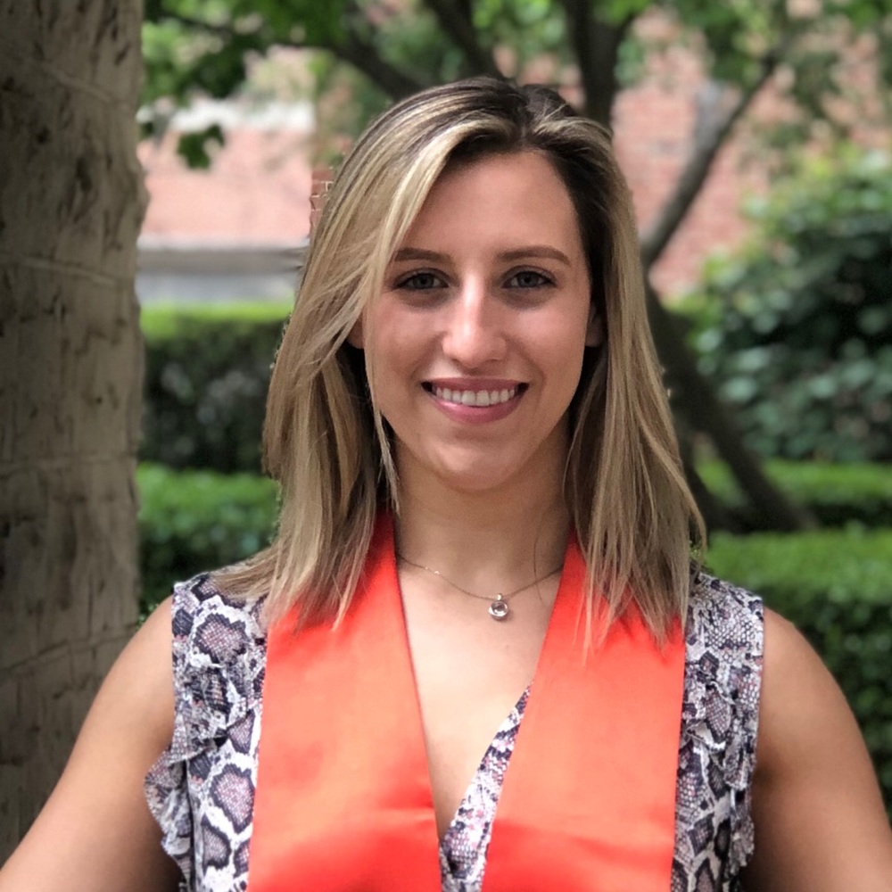 Meet your Posher, Julia
